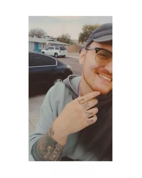 good morning, happy holidays everyone