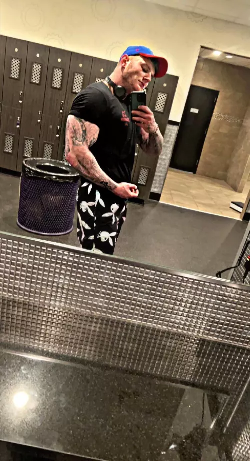 Gym progress pic. Trying to really add some size this winter