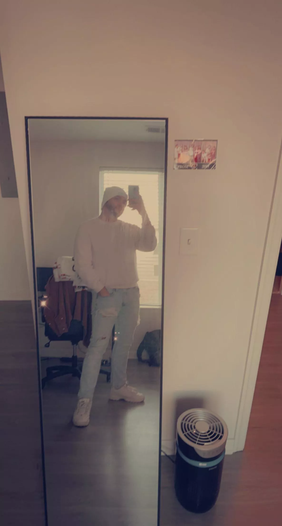 hope everyone had a good monday :)