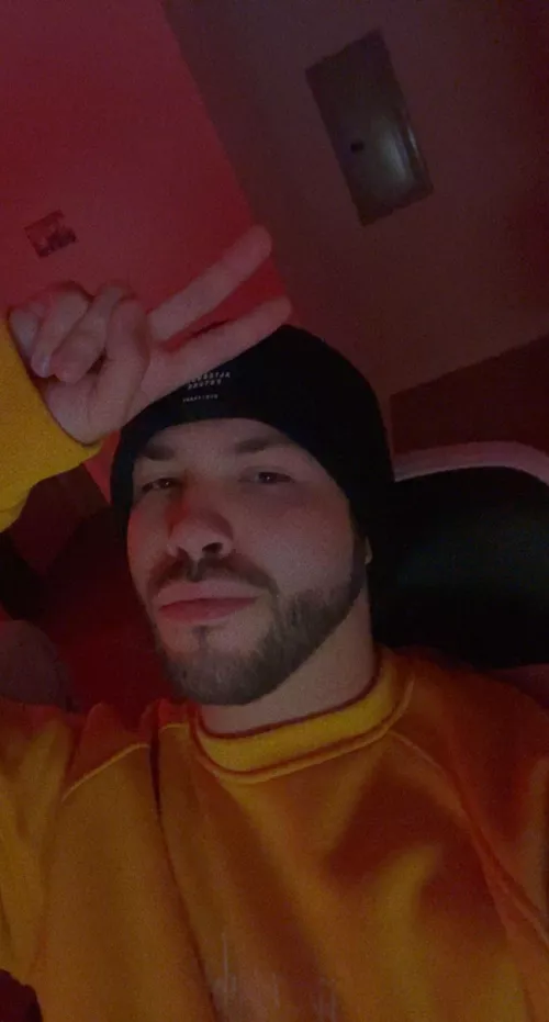 hope everyone had a good monday :)