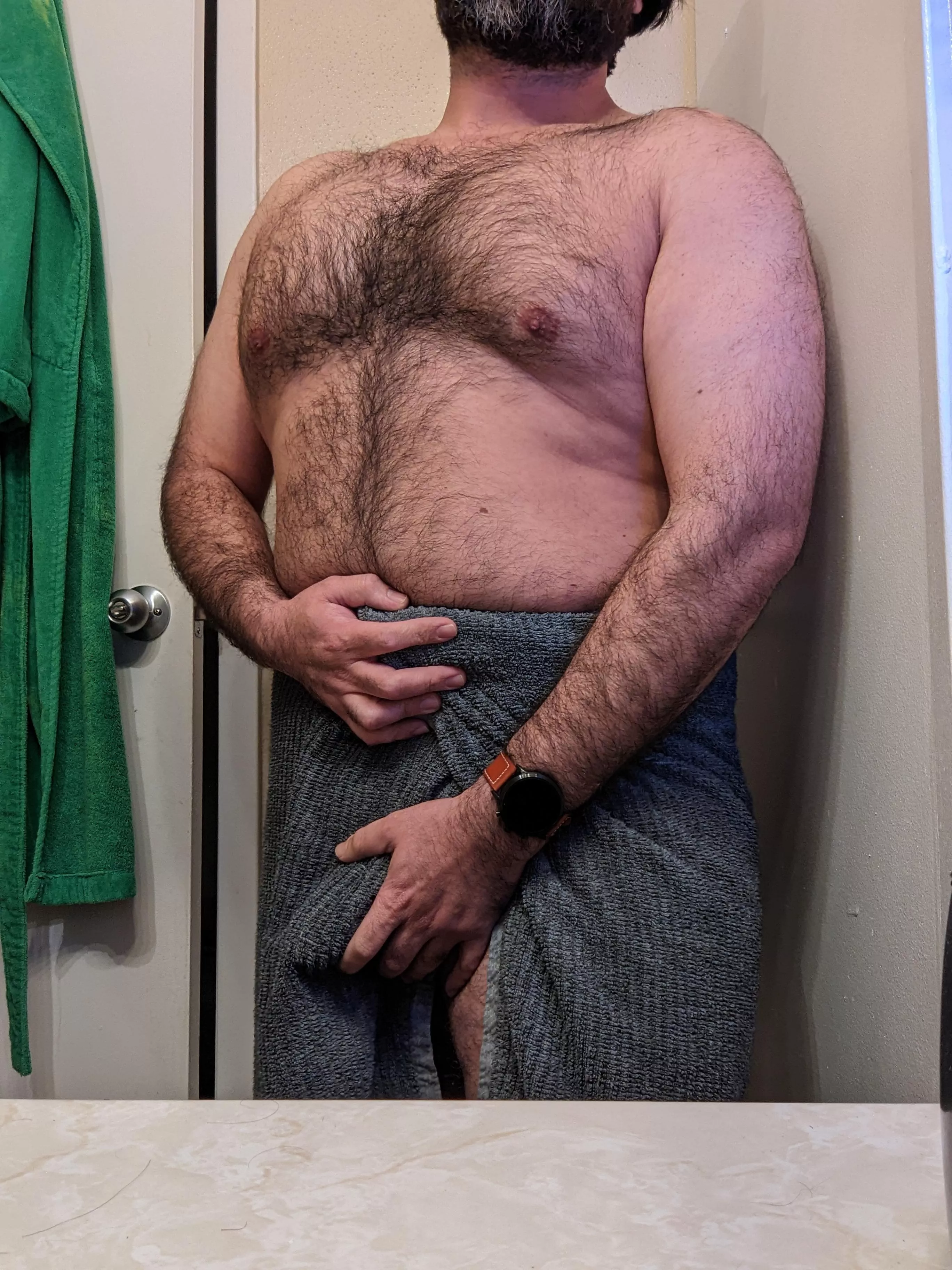 hope you don't mind a mild [40] dadbod