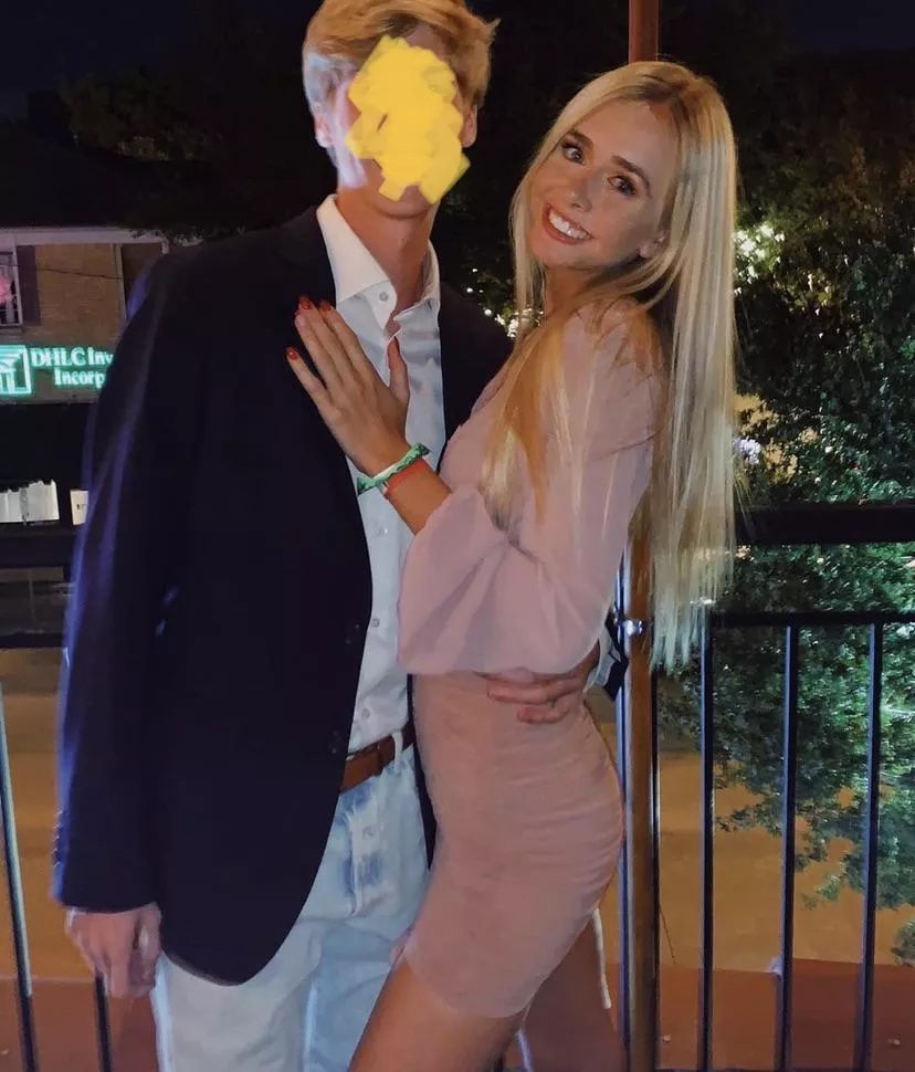 I am looking for a girl older or younger to share my bf with, mostly online, but We ready to meet in the future