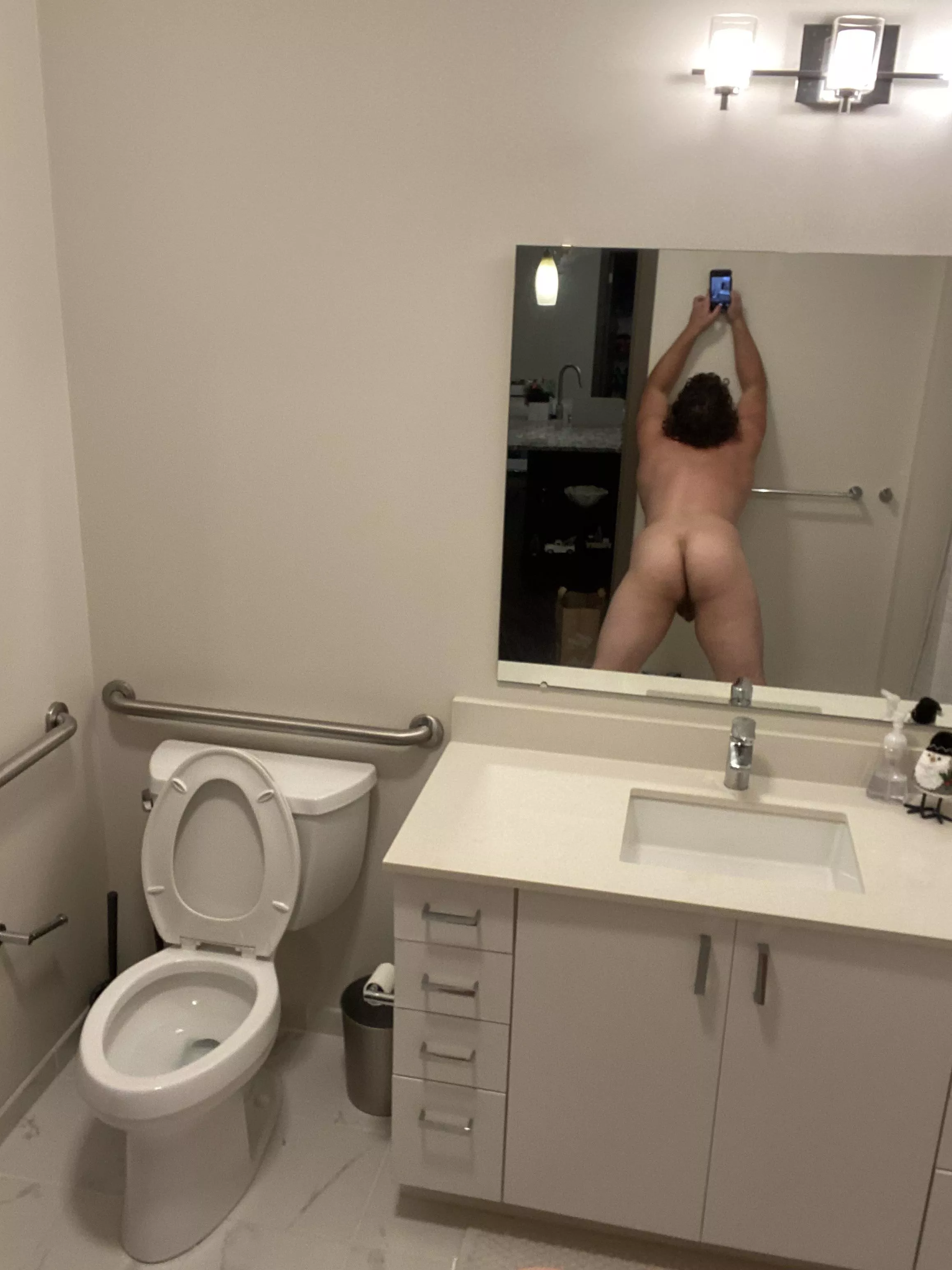 I do be squatting tho