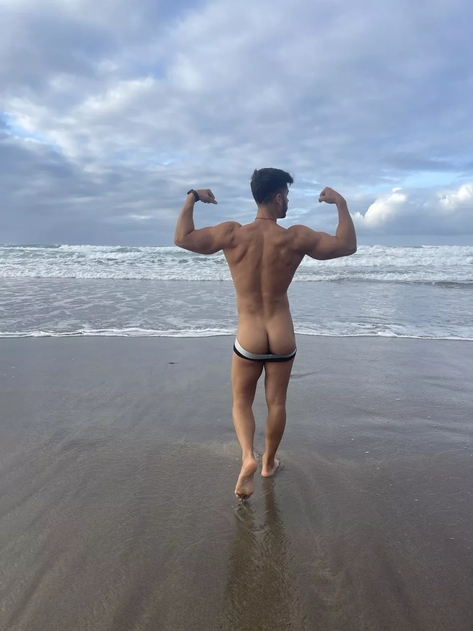 I got a Fat ass waiting for your cock