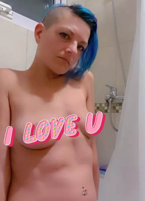 I love my bellybutton