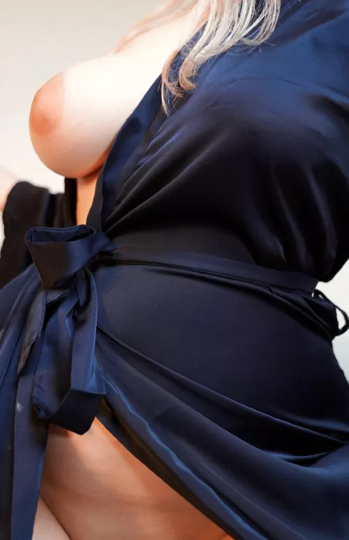 I woke up and want to show you my boobs