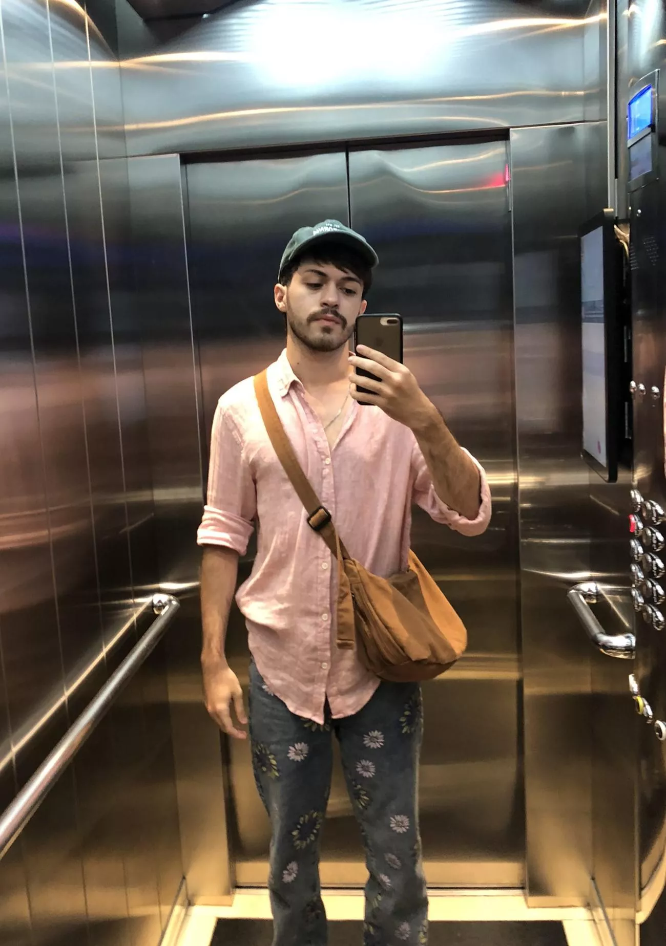 I'm from a small town in Brazil. Last night I travelled alone and for the first time I was able to dress like myself without fearing any judgment. First time in 21 years that I actually felt gay and it was beyond words lol