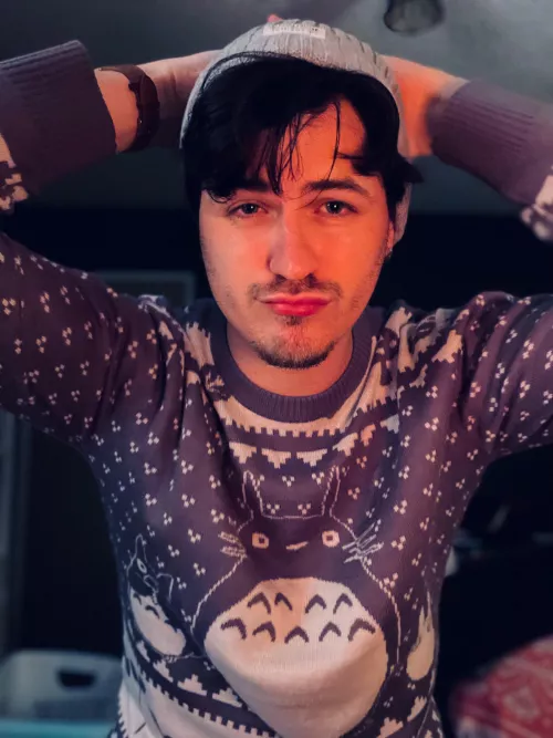 It was ugly sweater day today, but i think it’s far from it 🌱