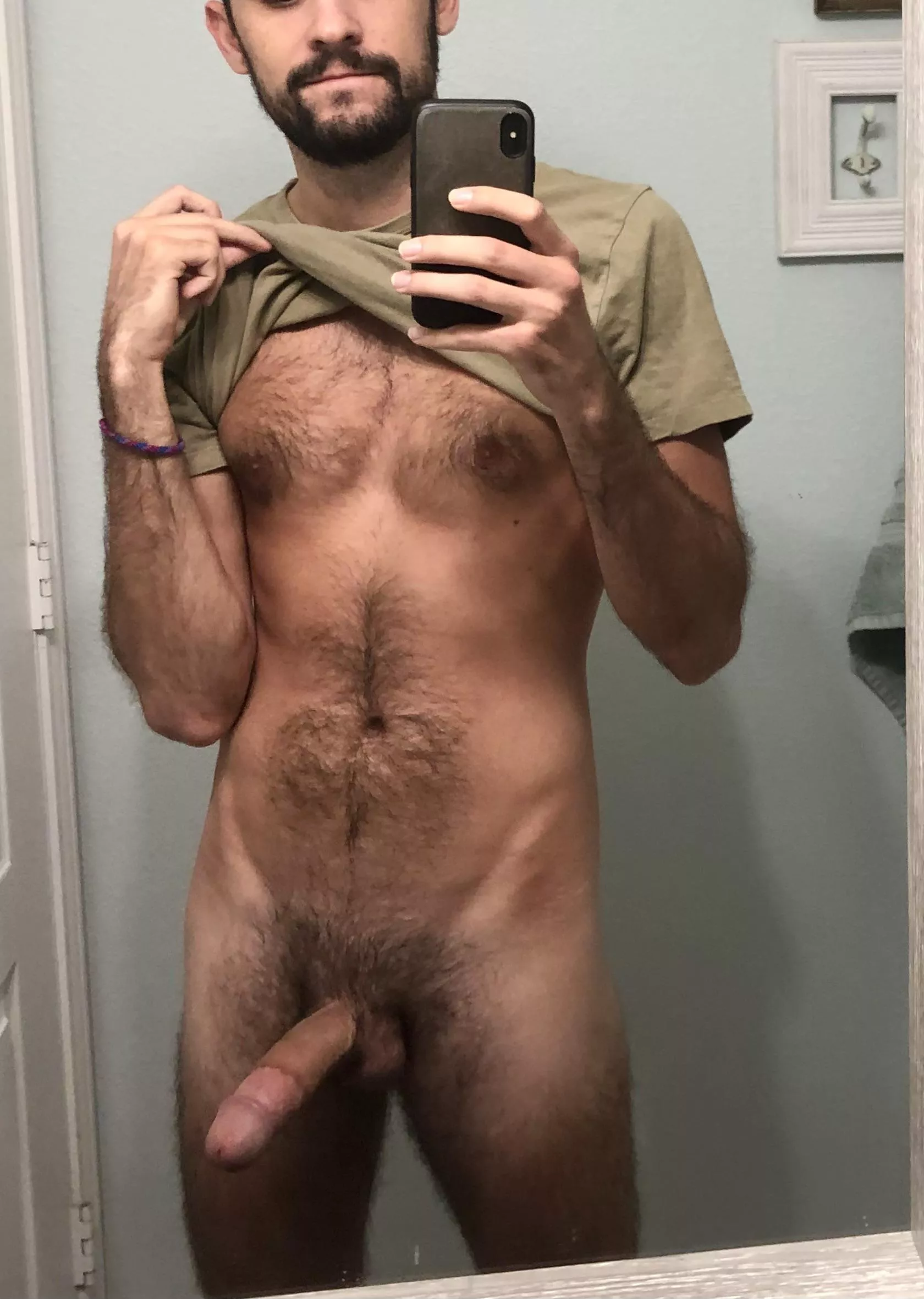 Looking for a throat.. 😈