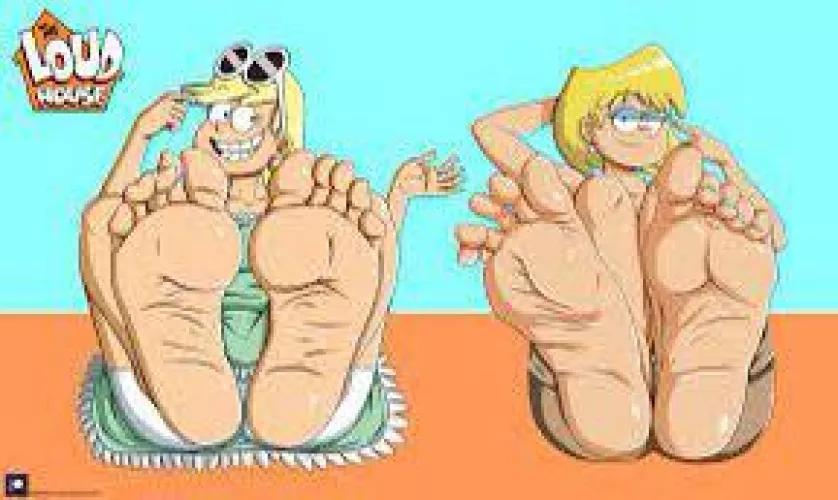 Lori and Leni loud [loud house]