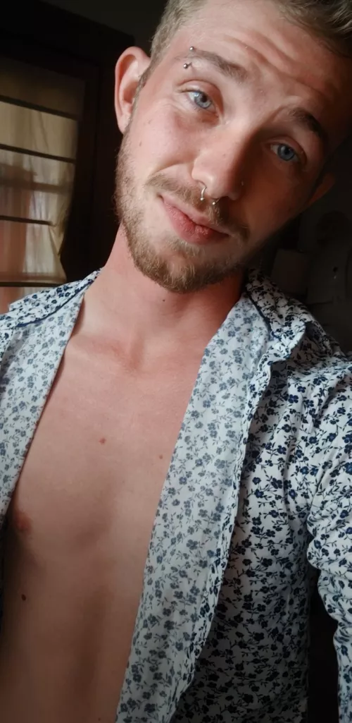 Missin my natural hair color. I love every one of you and hope y'all have a great day 😋