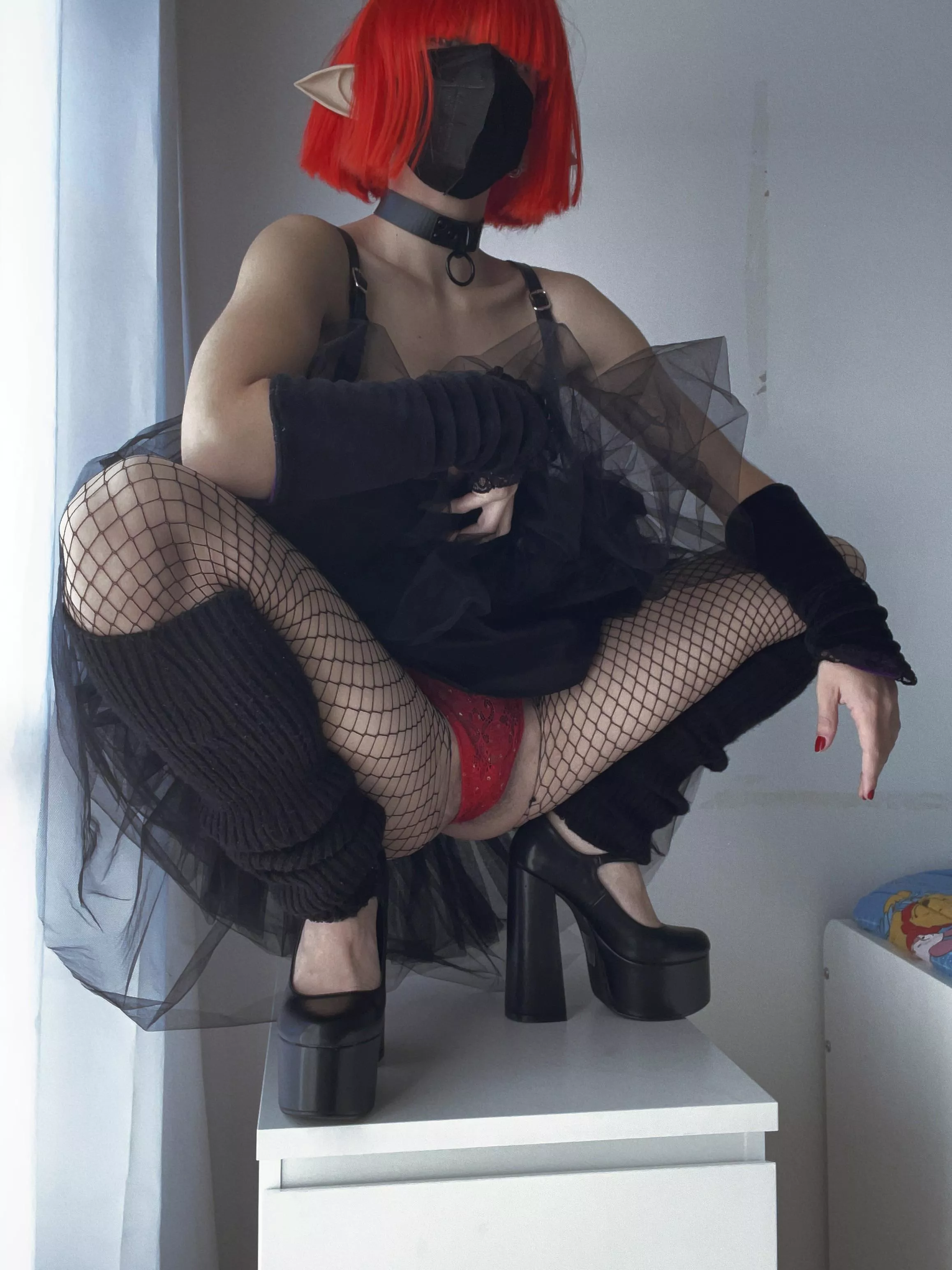 PoV: Stick your tongue out. Santa’s little helper wants to be paid immediately. [domme]