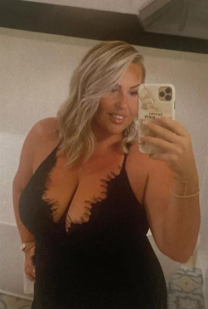 Salon Owner from Glasgow