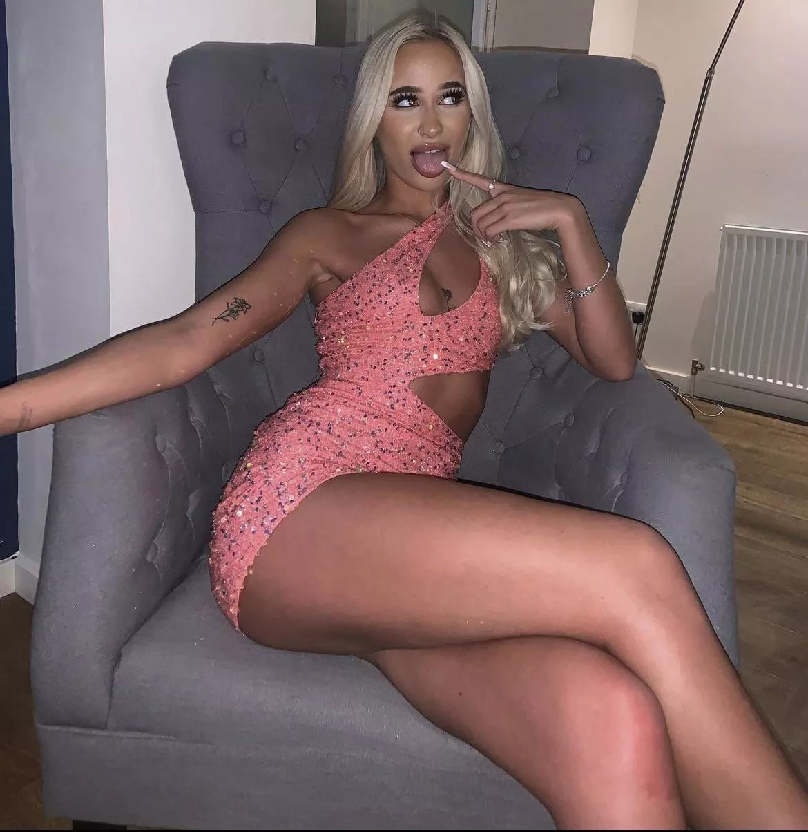 Slutty tease Erin begging for our attention