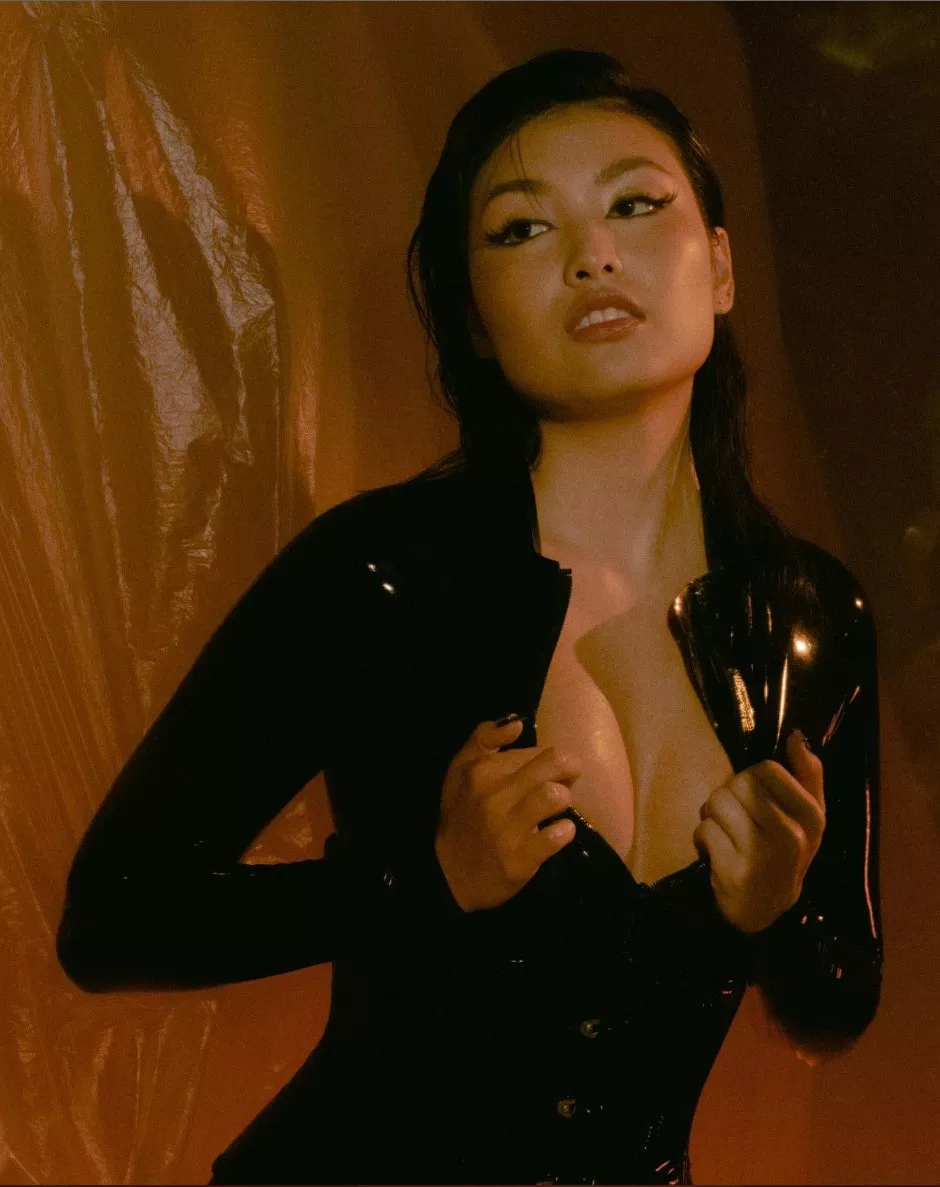 The way it glints in the light...