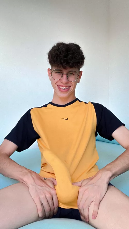 those little stains on my shirt are drool from my dick 🤤