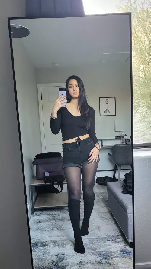 Vietnamese x Corsican 💜