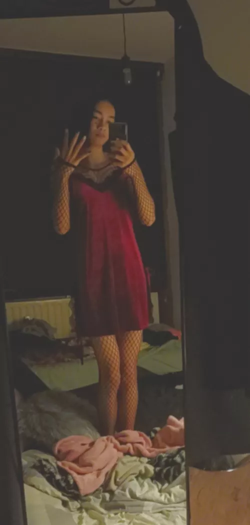 wanna cuddle? 👉👈 (say yes 😠)