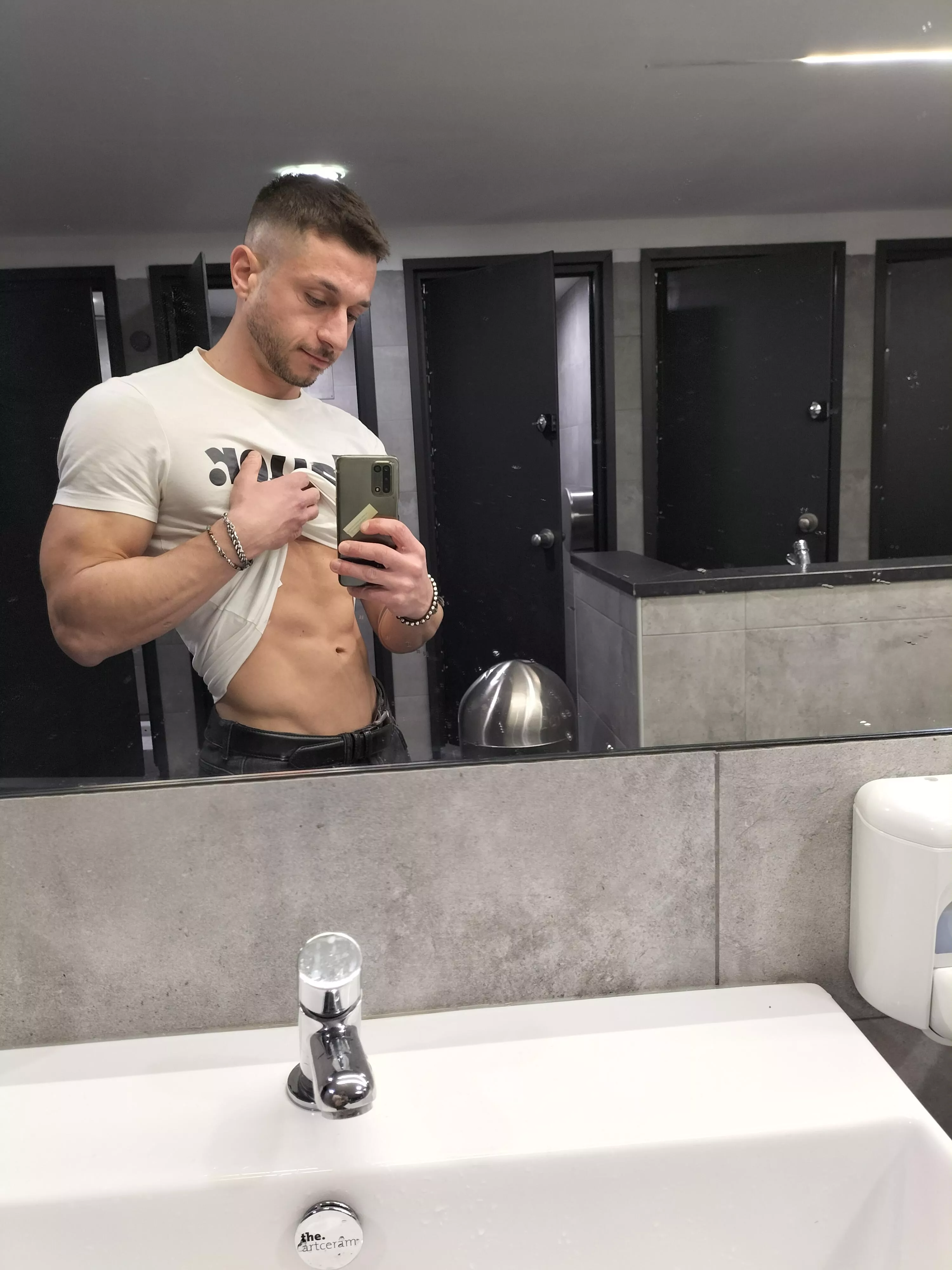 what do you think?😈🏳️‍🌈🚆