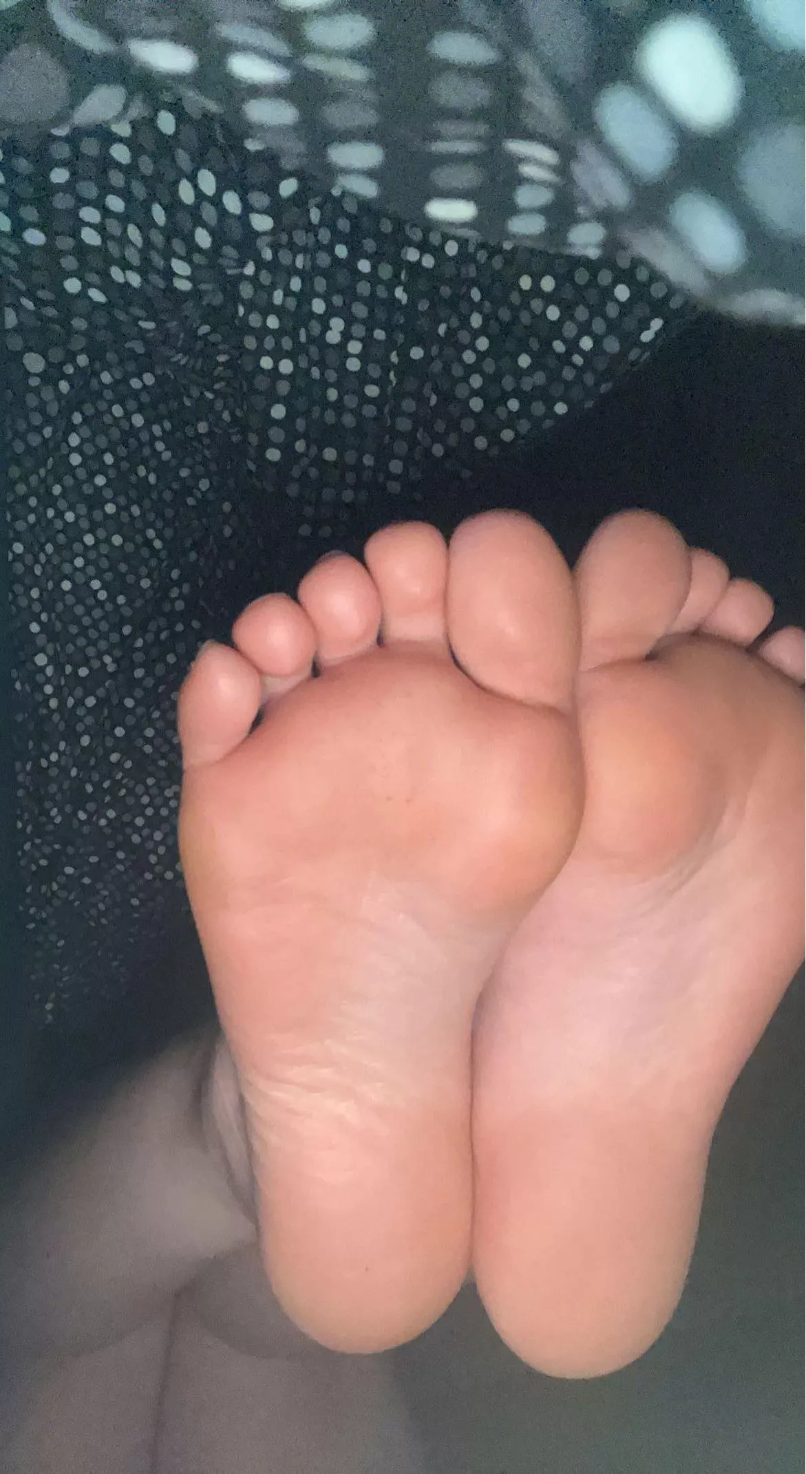 What would you do if you woke up to my soles in your face👅