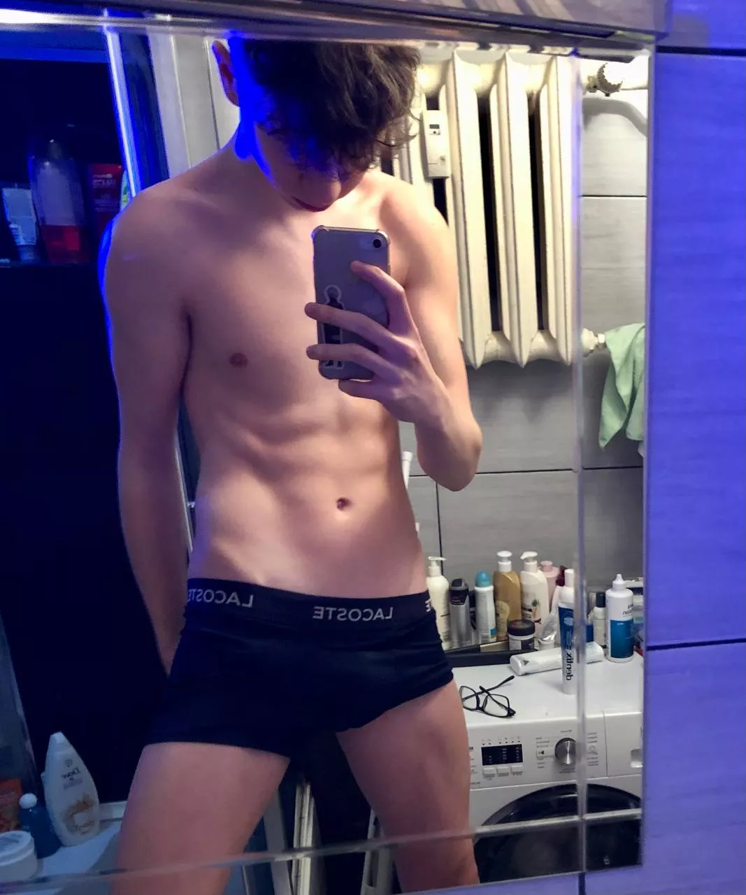 who will join me in the shower? 💦