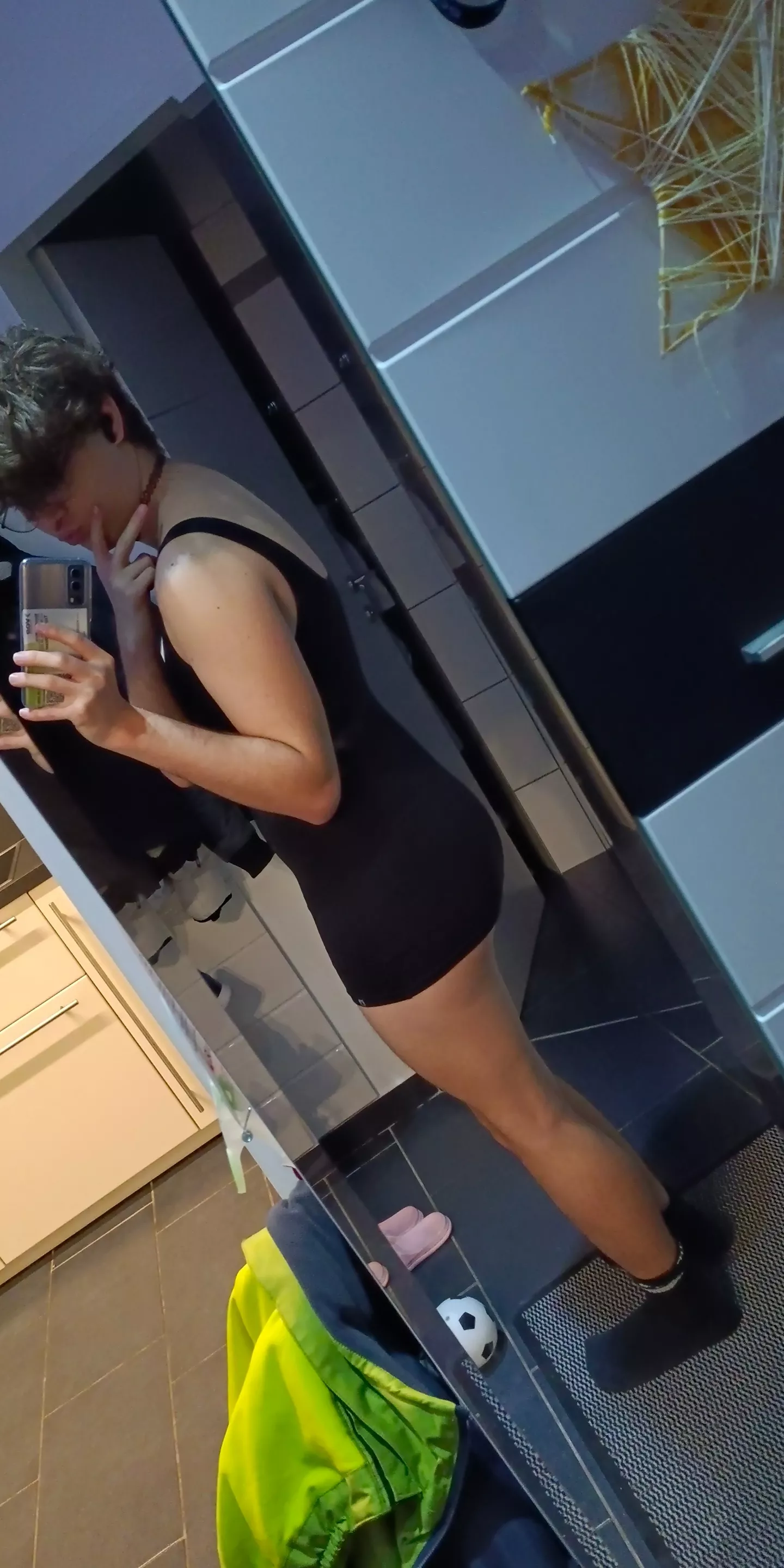 Who would Like to cuddle?