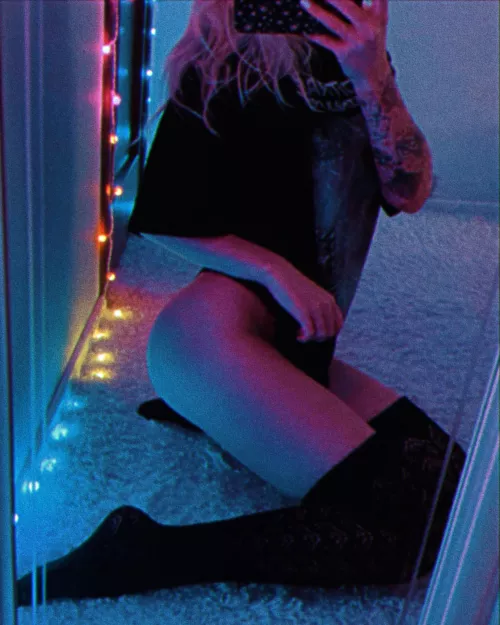 wish i was sitting on your pretty face instead