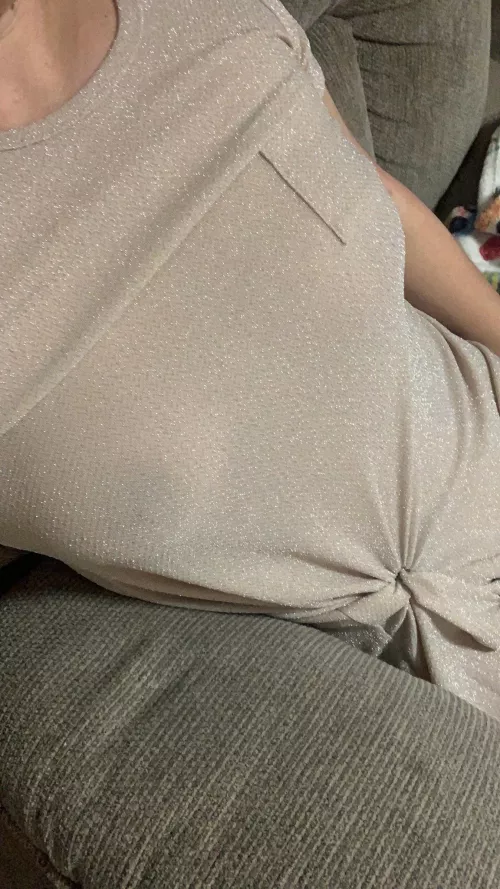 Wore this when our contractor neighbor came over to quote some home upgrades. Mild, but in the right lighting…. He got a good show 😉