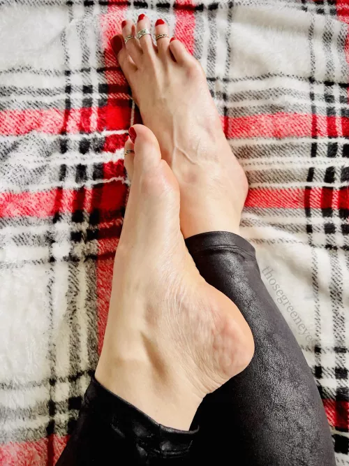 Would you offer me a foot rub?