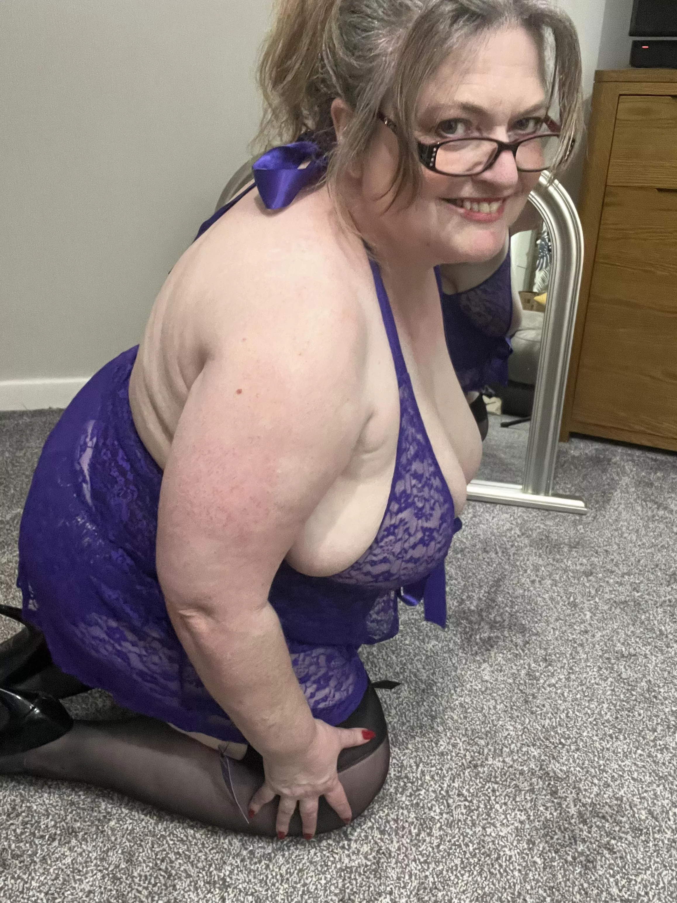 You coming? I’ll face towards the mirror!