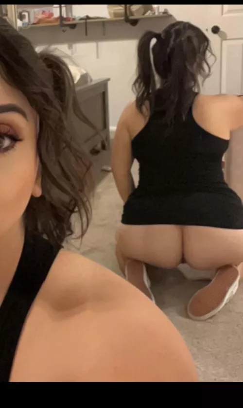 Your Naughty High School Teacher ✏️ 📚!!!