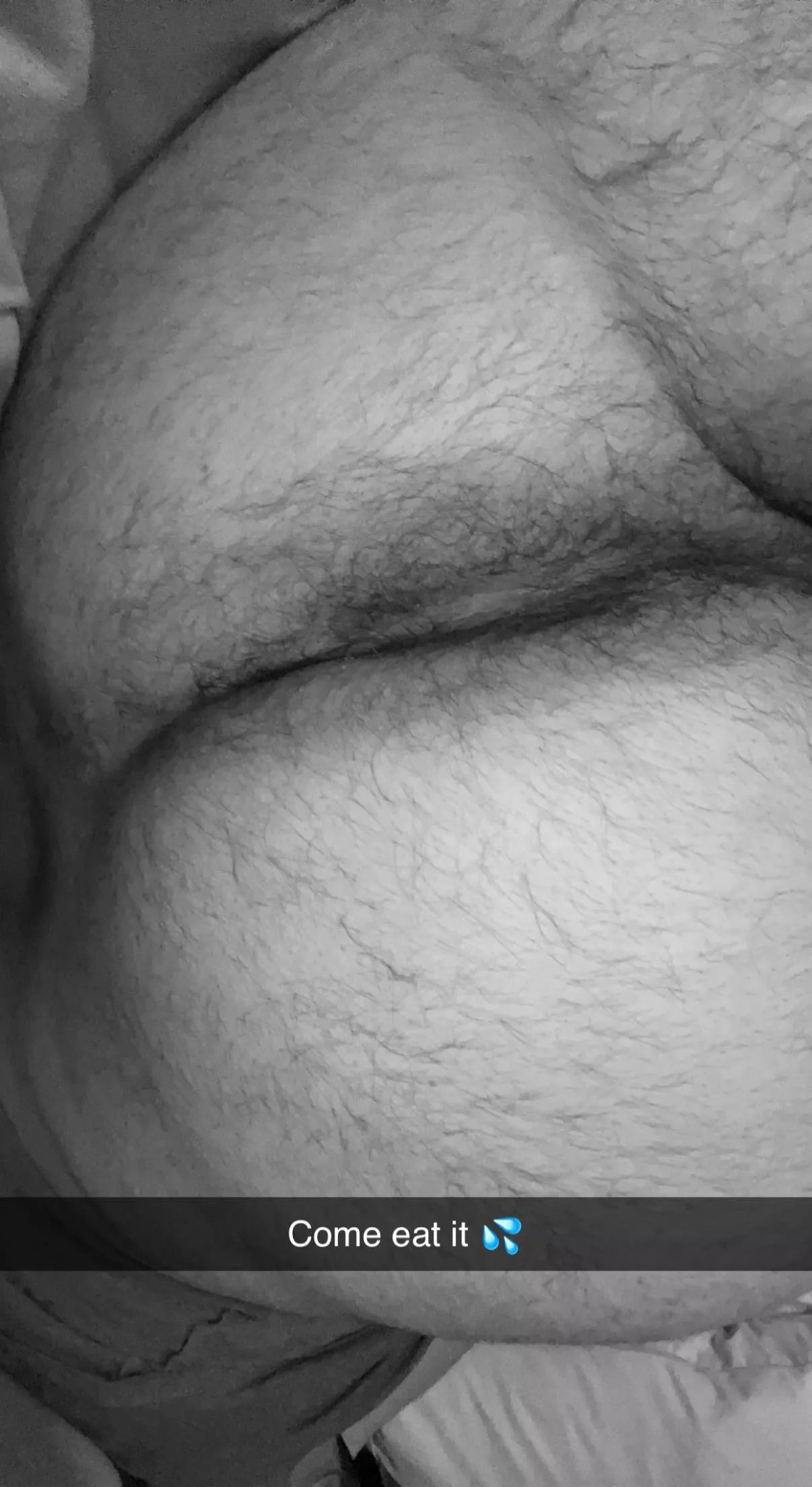 19m someone come eat my but!!