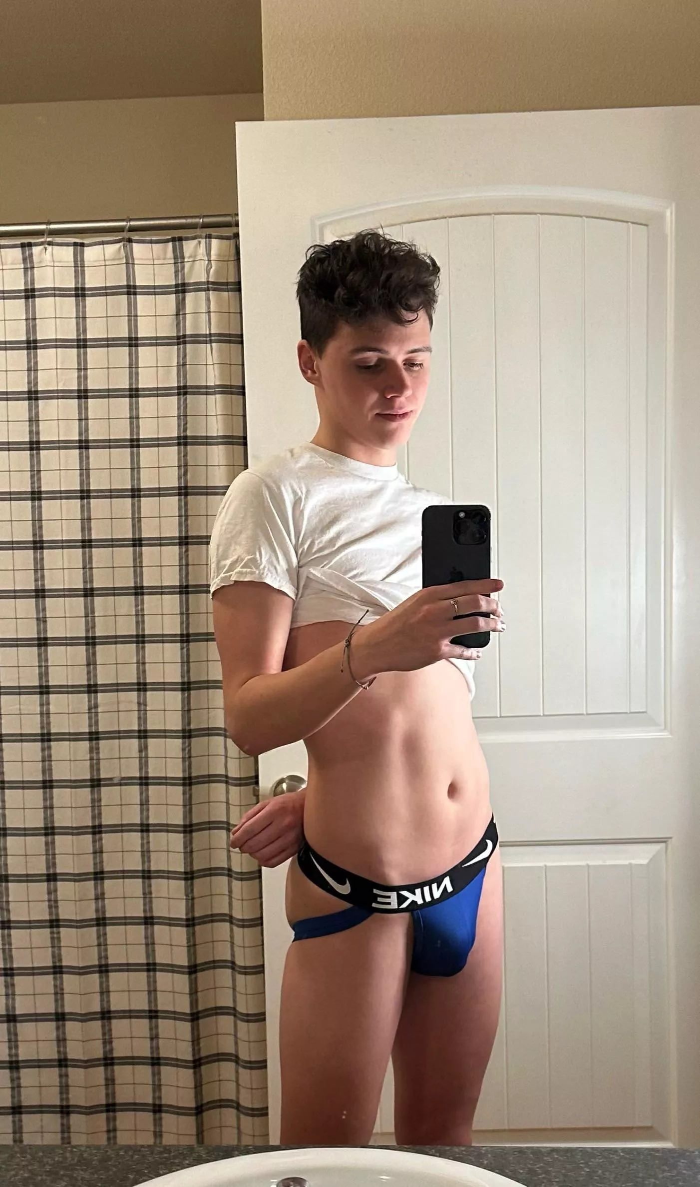 20! Anyone wanna help me try these on? 🥵