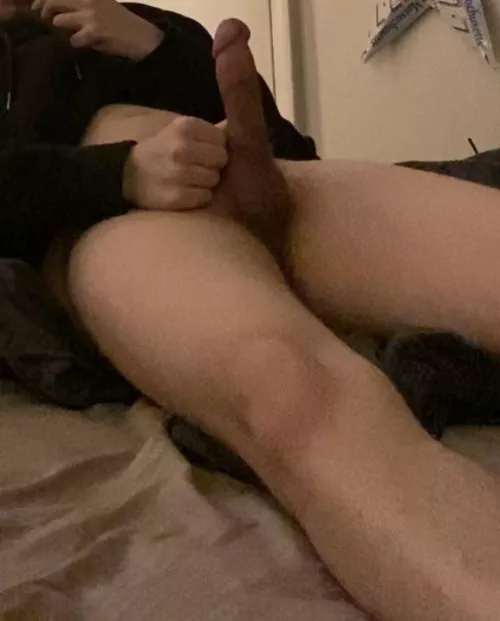 (20) need someone’s mouth on this post-gym cock