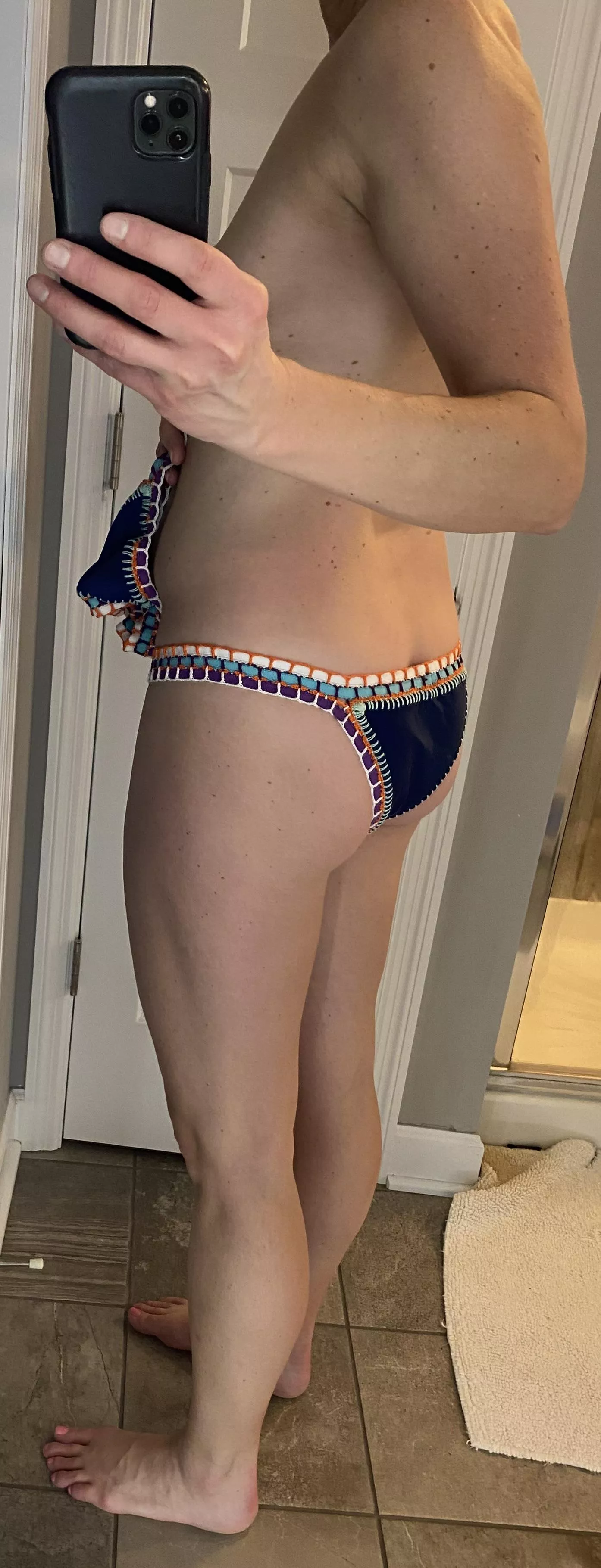 40ish MILF legs trying on swimsuits! Let me know what you think! A little too much ass crack…