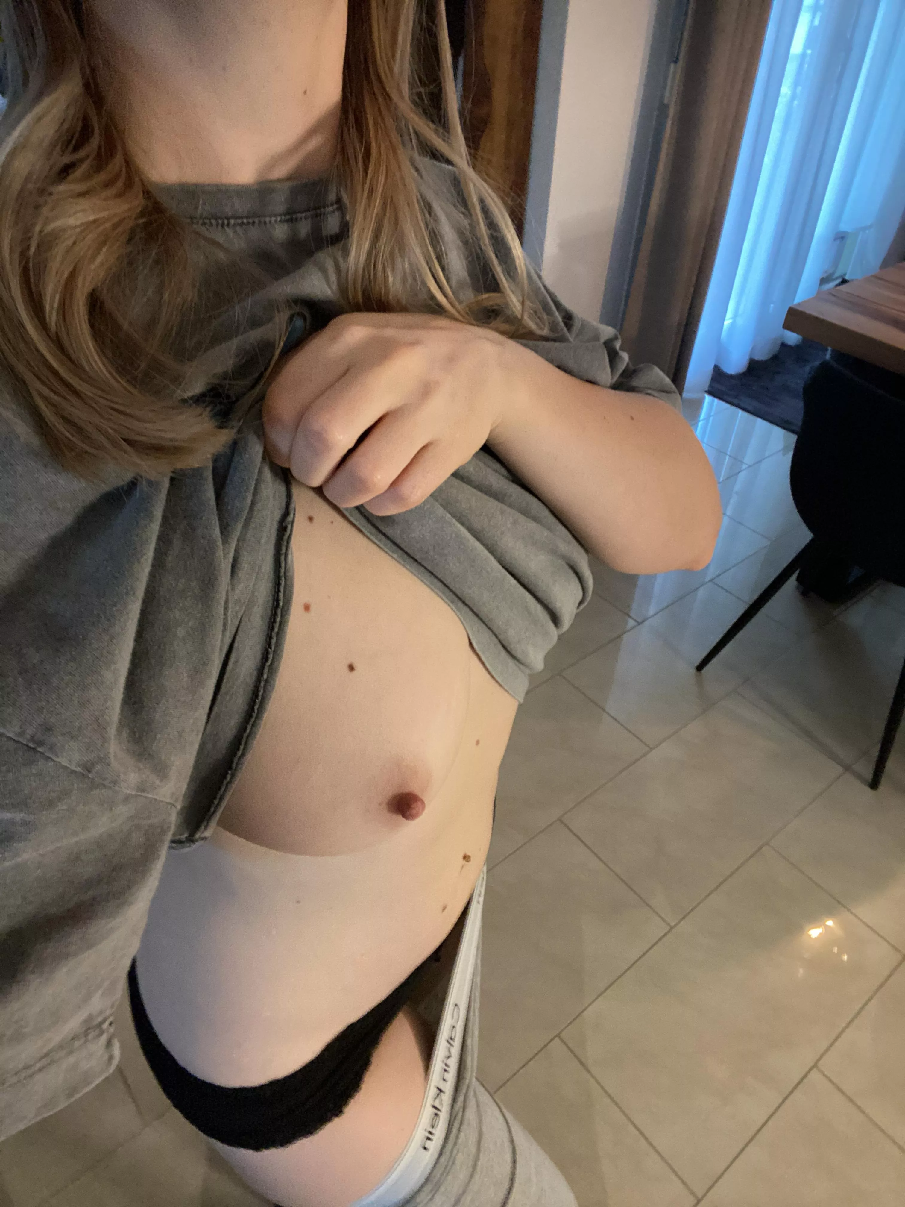 A quick boobiepic for your evening (F)(33)