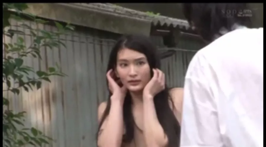 any idea who she is ??!