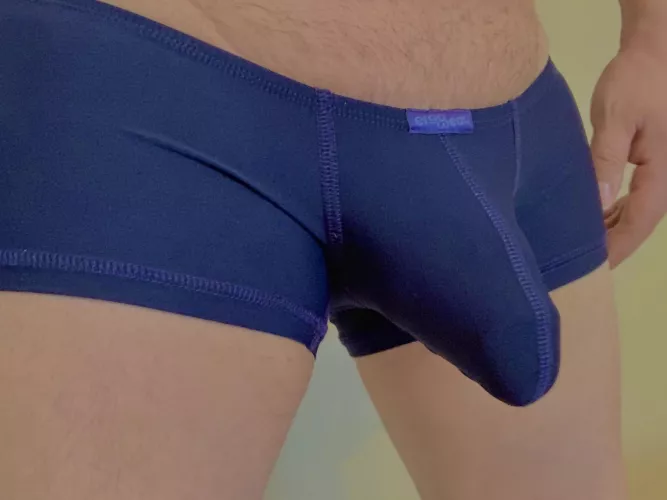 Anyone Else Finding It A Little Hard To Fall Asleep? [35][M]