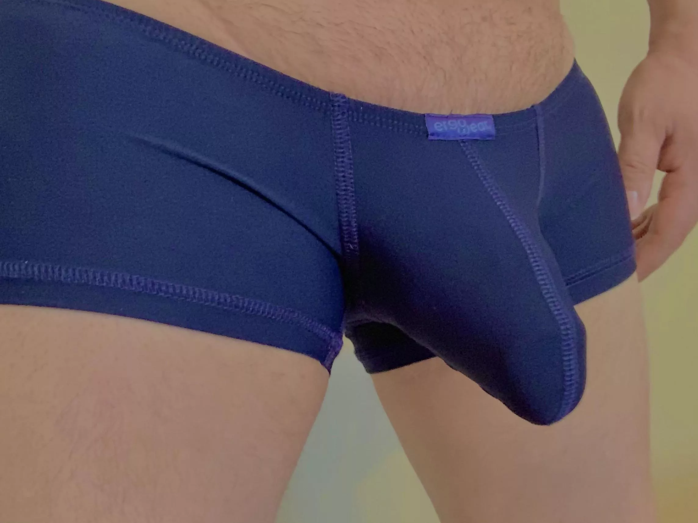 Anyone Else Finding It A Little Hard To Fall Asleep? [35][M]