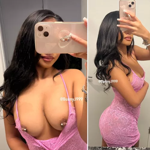 Are petite Latinas with big tits your type? 🍒