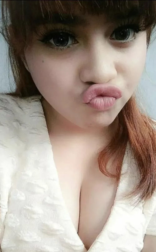 Asian pout