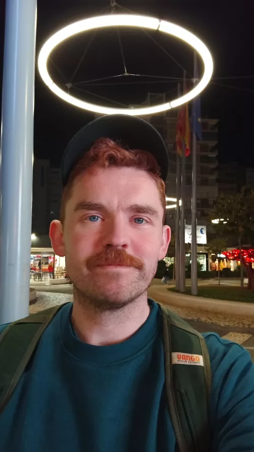 Big boy by a big ring.