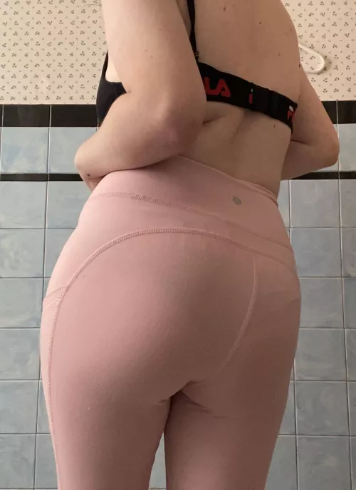 Can you read my panties through these? 🙈🙈