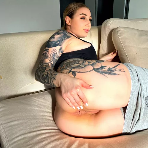 Do you think I have a cute butt?