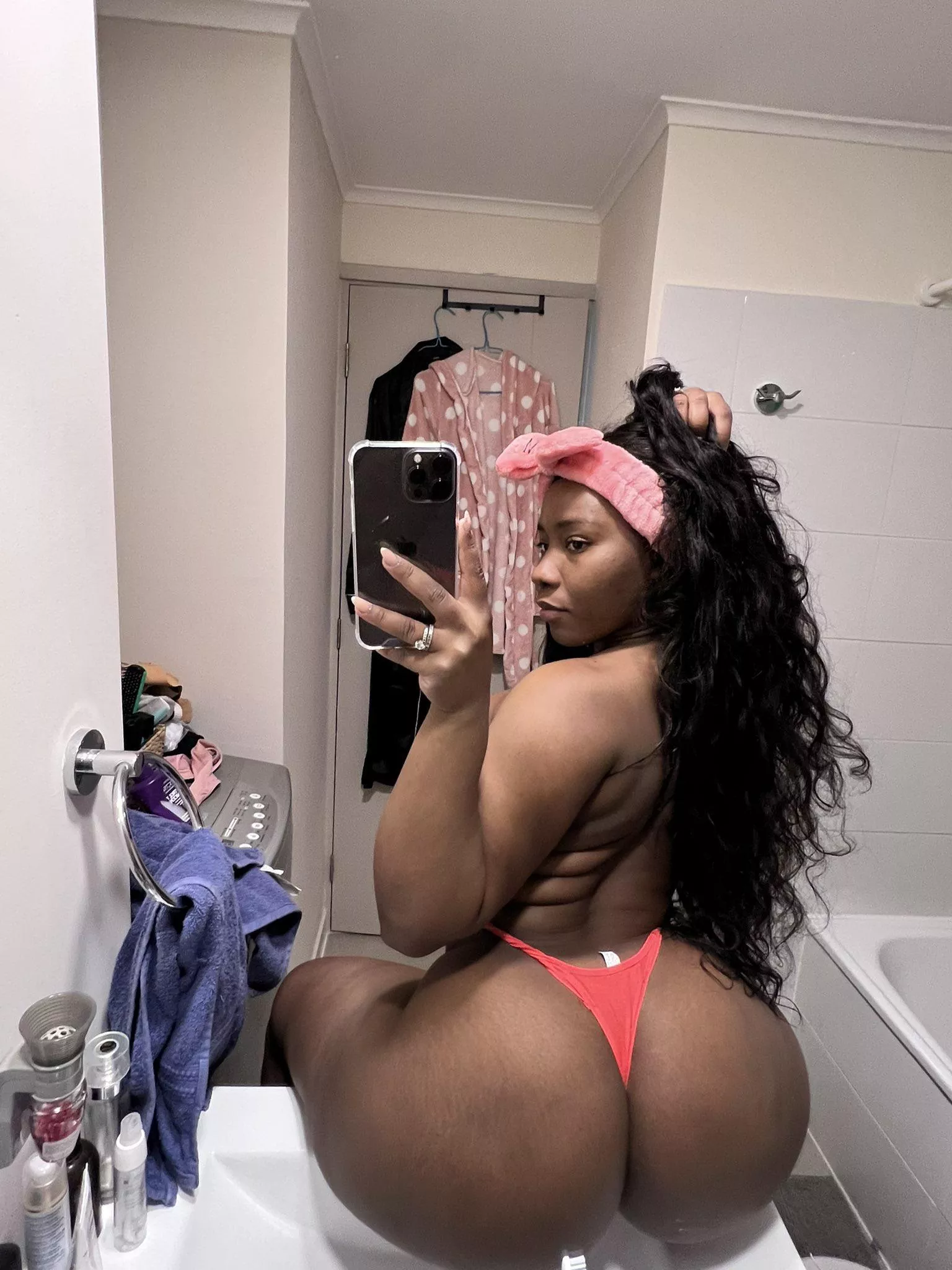 enjoy it and add my Snap : @Julyssahowdy 🍑💦🌝 Tuesday Night 😙