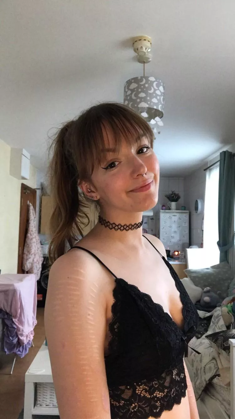 (f) happy hump day 🥰