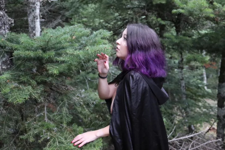 [F] Would you join me in the woods like this?