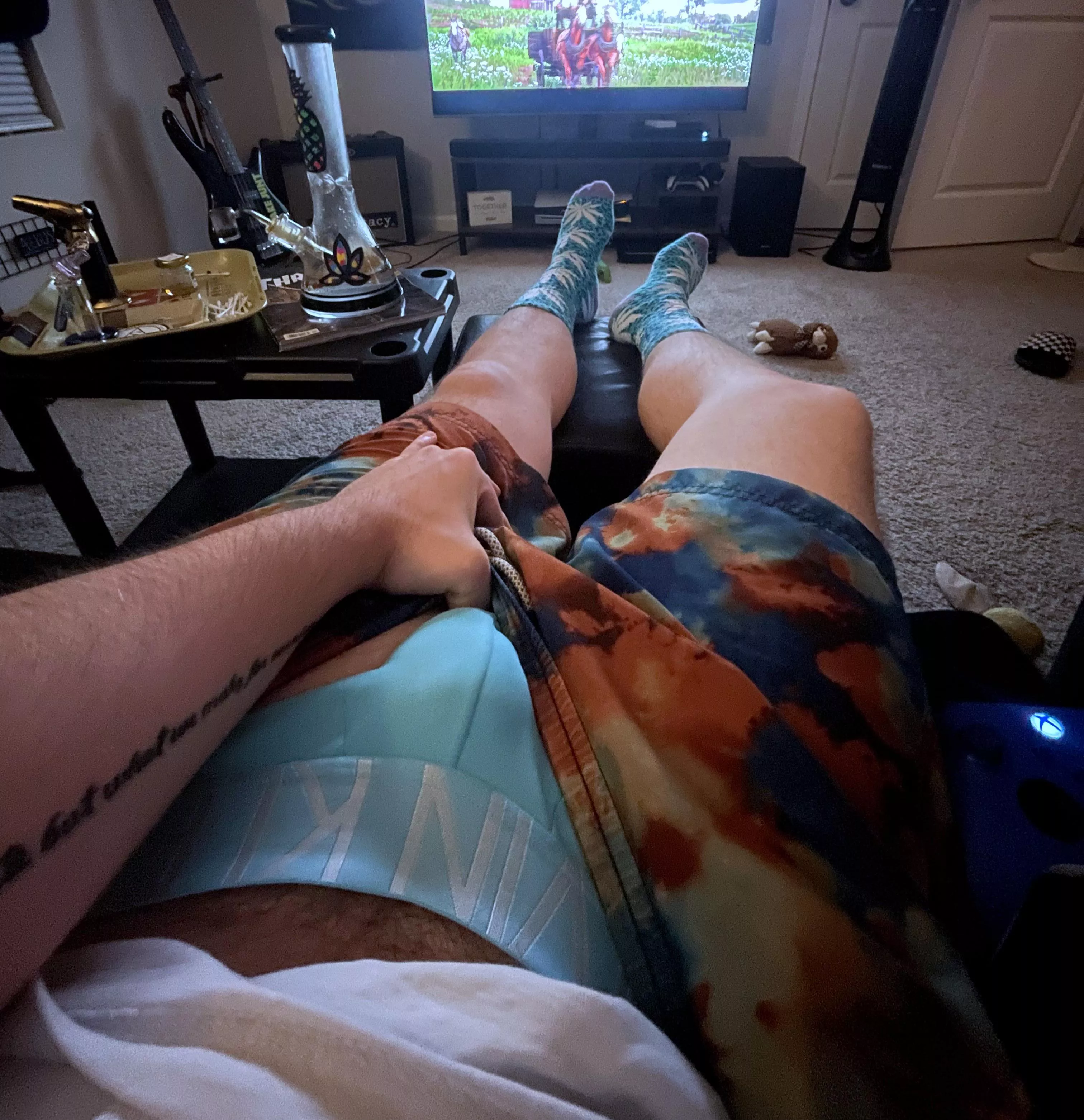 Getting some late night Red Dead in 😈 🤠