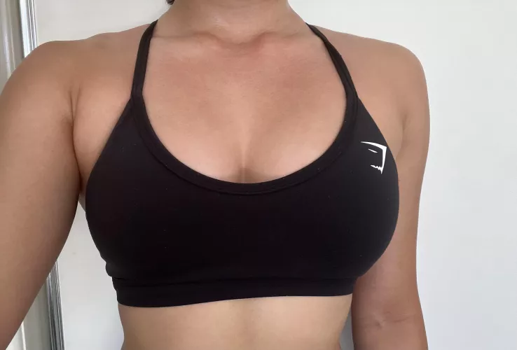 Got so hot and sweaty from sprints, todays cardio day 😩