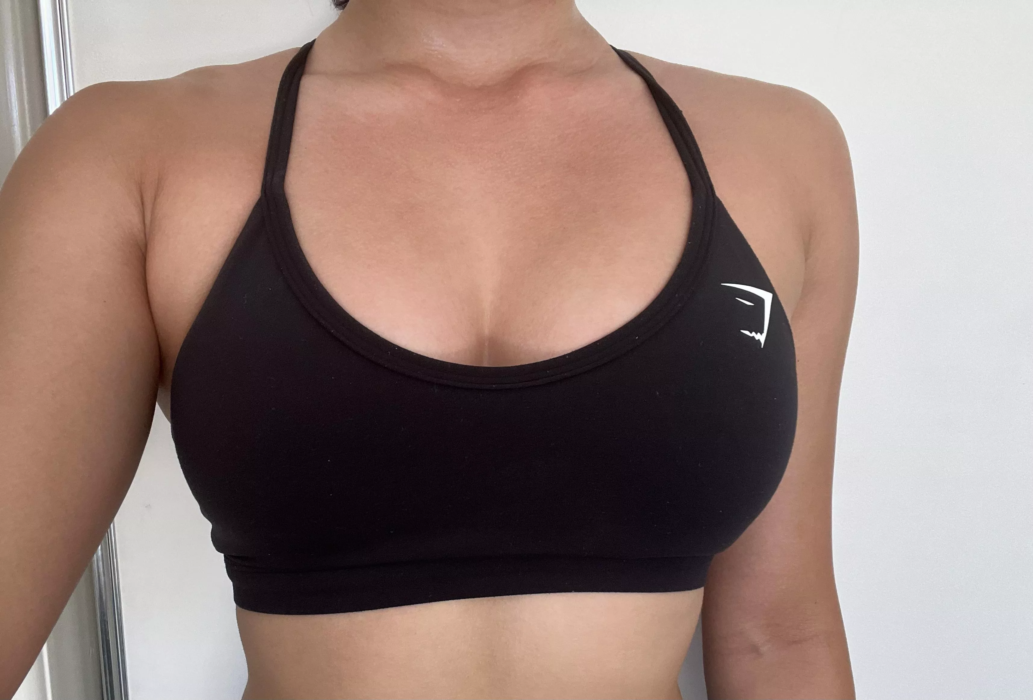 Got so hot and sweaty from sprints, todays cardio day 😩